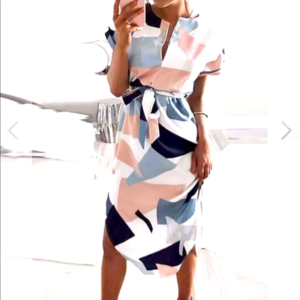 Color block tied waist dress